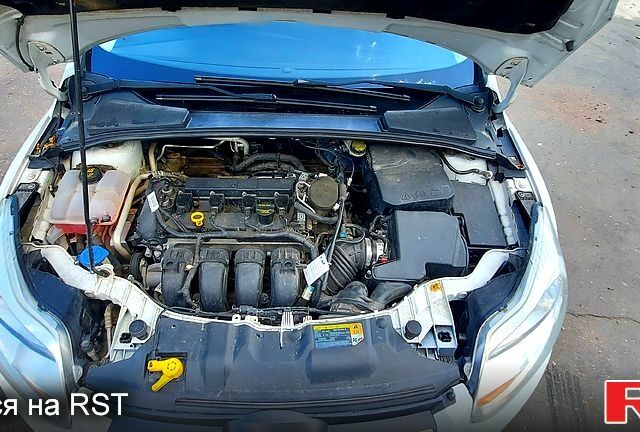 Білий Форд Фокус, об'ємом двигуна 2 л та пробігом 285 тис. км за 6700 $, фото 5 на Automoto.ua