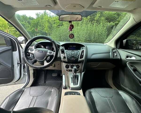 Білий Форд Фокус, об'ємом двигуна 2 л та пробігом 240 тис. км за 6100 $, фото 11 на Automoto.ua