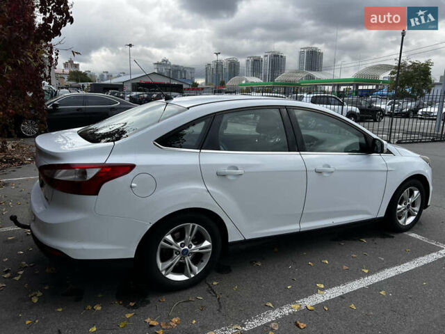 Білий Форд Фокус, об'ємом двигуна 1.6 л та пробігом 210 тис. км за 6900 $, фото 4 на Automoto.ua