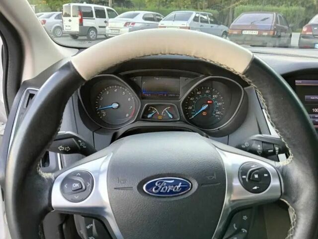 Білий Форд Фокус, об'ємом двигуна 2 л та пробігом 90 тис. км за 9000 $, фото 7 на Automoto.ua