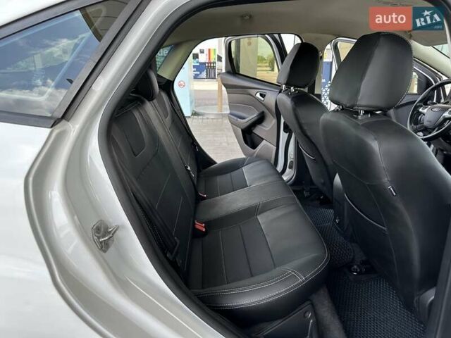 Белый Форд Фокус, объемом двигателя 2 л и пробегом 160 тыс. км за 7900 $, фото 40 на Automoto.ua