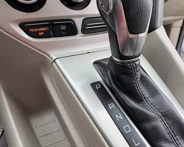 Белый Форд Фокус, объемом двигателя 2 л и пробегом 236 тыс. км за 6999 $, фото 13 на Automoto.ua