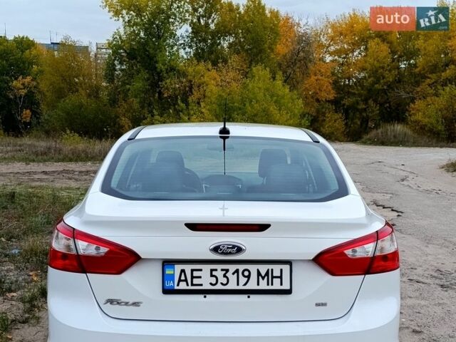 Білий Форд Фокус, об'ємом двигуна 2 л та пробігом 217 тис. км за 6400 $, фото 8 на Automoto.ua
