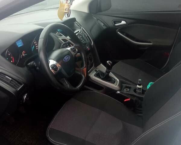 Белый Форд Фокус, объемом двигателя 1.6 л и пробегом 166 тыс. км за 7300 $, фото 4 на Automoto.ua