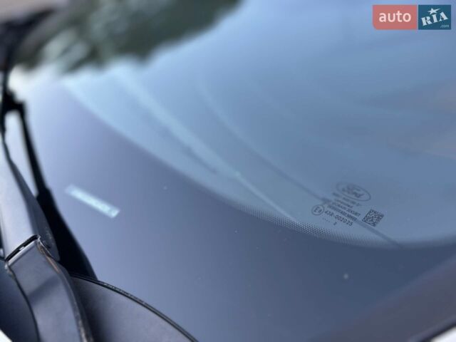 Білий Форд Фокус, об'ємом двигуна 1.6 л та пробігом 115 тис. км за 8300 $, фото 60 на Automoto.ua