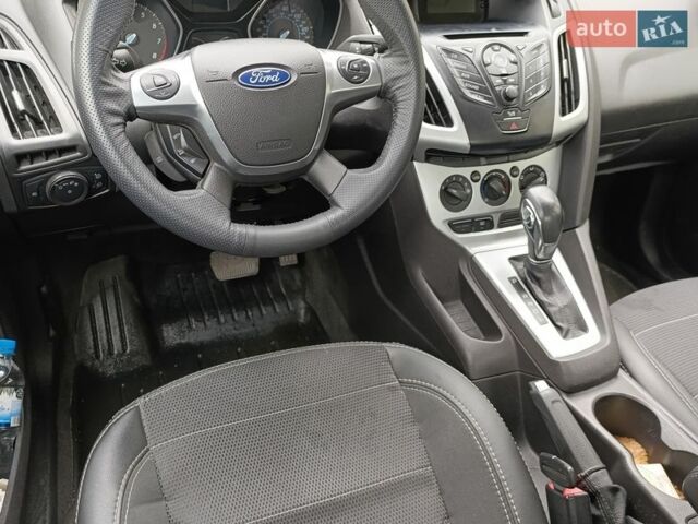 Белый Форд Фокус, объемом двигателя 2 л и пробегом 217 тыс. км за 6400 $, фото 11 на Automoto.ua