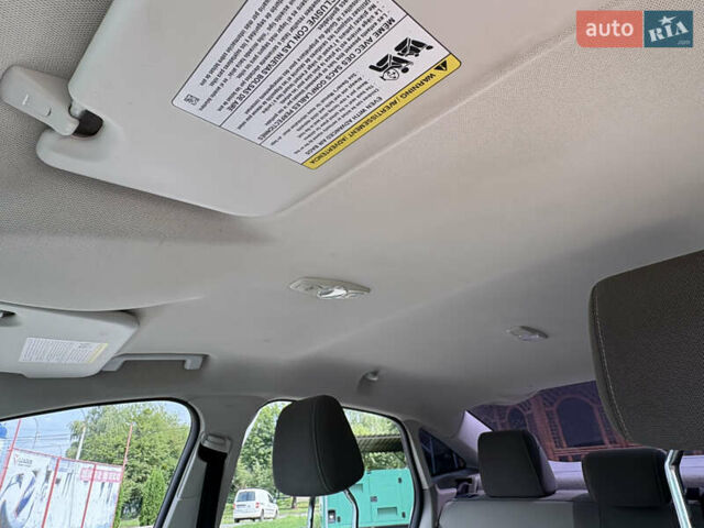 Белый Форд Фокус, объемом двигателя 2 л и пробегом 236 тыс. км за 6699 $, фото 19 на Automoto.ua