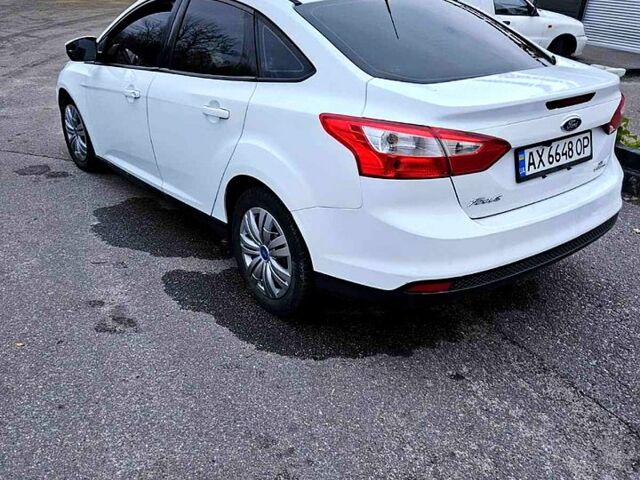 Белый Форд Фокус, объемом двигателя 2 л и пробегом 173 тыс. км за 6100 $, фото 4 на Automoto.ua