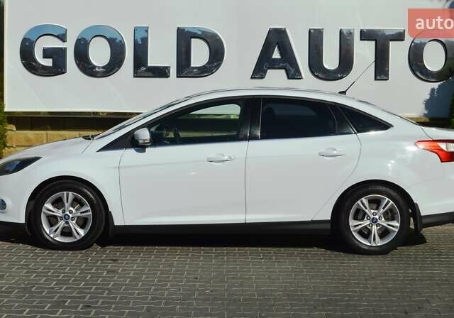 Белый Форд Фокус, объемом двигателя 1 л и пробегом 234 тыс. км за 5950 $, фото 5 на Automoto.ua