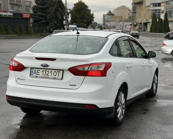 Білий Форд Фокус, об'ємом двигуна 1 л та пробігом 142 тис. км за 6150 $, фото 4 на Automoto.ua