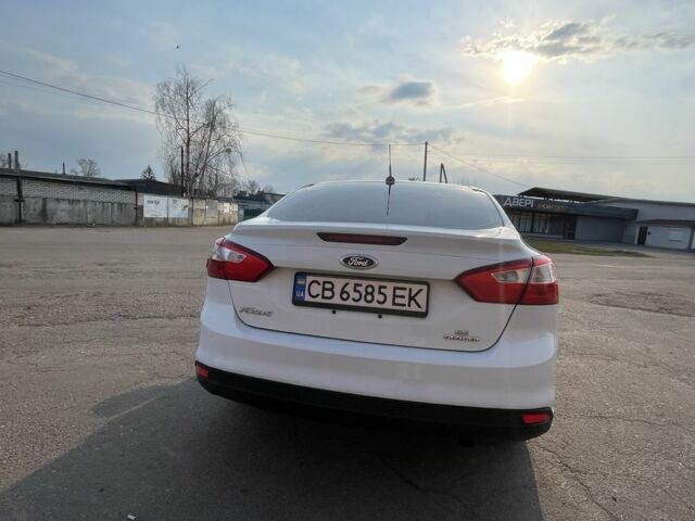 Форд Фокус 2013 у Чернігові на Automoto.ua Білий Форд Фокус, об'ємом двигуна 2 л та пробігом 310 тис. км за 5900 $, фото 4 на Automoto.ua