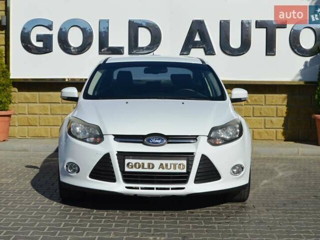 Белый Форд Фокус, объемом двигателя 1 л и пробегом 234 тыс. км за 5950 $, фото 2 на Automoto.ua