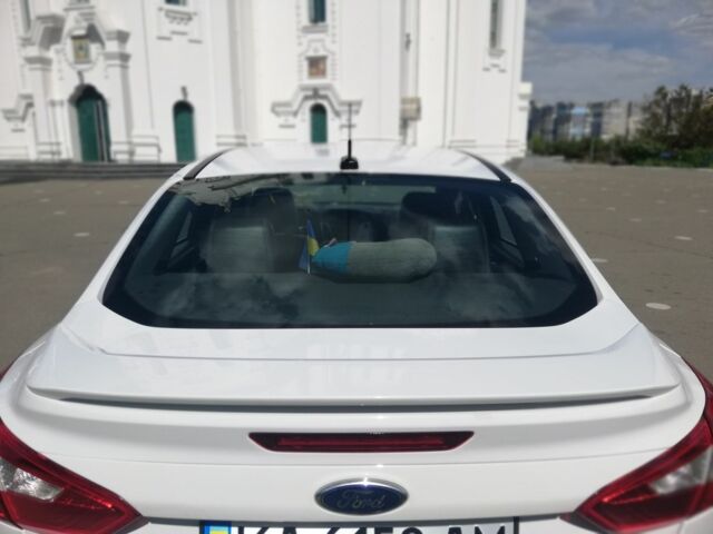 Форд Фокус 2013 в Тетиеве на Automoto.ua Белый Форд Фокус, объемом двигателя 2 л и пробегом 127 тыс. км за 6500 $, фото 5 на Automoto.ua