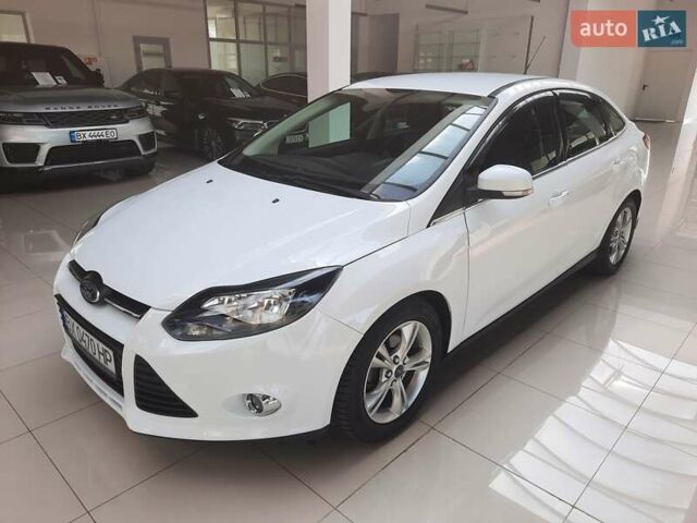 Форд Фокус 2013 в Хмельницком на Automoto.ua Белый Форд Фокус, объемом двигателя 1 л и пробегом 54 тыс. км за 7199 $, фото 7 на Automoto.ua