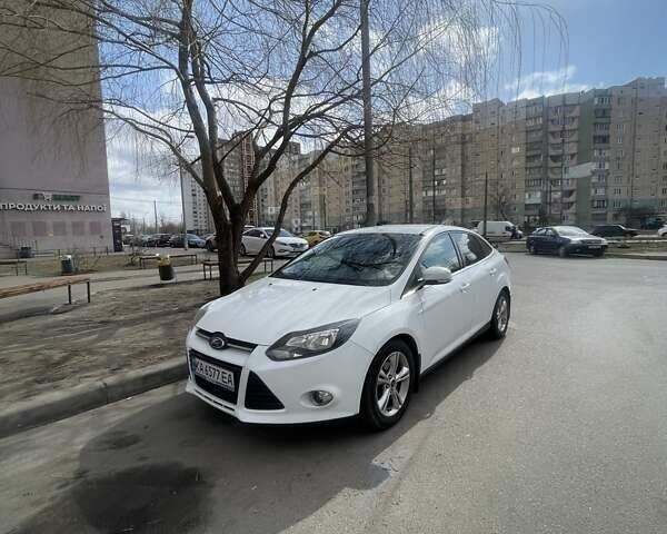 Белый Форд Фокус, объемом двигателя 1 л и пробегом 159 тыс. км за 6500 $, фото 2 на Automoto.ua