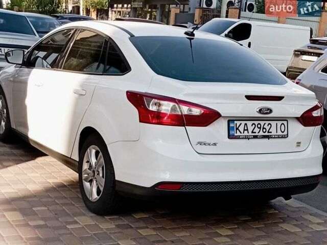 Форд Фокус 2013 у Вишневом на Automoto.ua Білий Форд Фокус, об'ємом двигуна 2 л та пробігом 224 тис. км за 8000 $, фото 2 на Automoto.ua