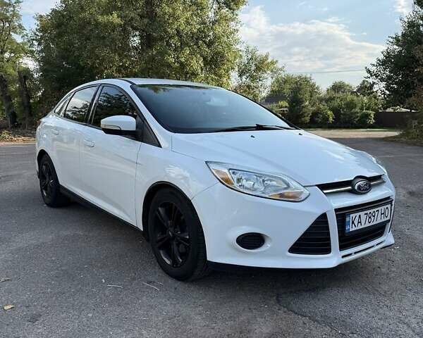 Белый Форд Фокус, объемом двигателя 2 л и пробегом 304 тыс. км за 7599 $, фото 2 на Automoto.ua