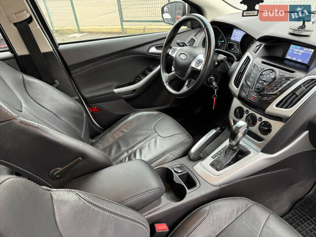 Белый Форд Фокус, объемом двигателя 2 л и пробегом 215 тыс. км за 9490 $, фото 29 на Automoto.ua