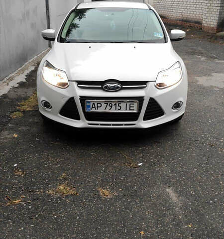 Білий Форд Фокус, об'ємом двигуна 2 л та пробігом 139 тис. км за 7500 $, фото 1 на Automoto.ua