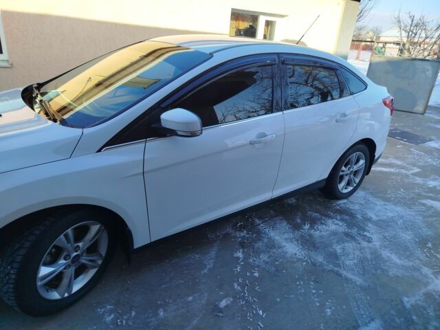 Білий Форд Фокус, об'ємом двигуна 1 л та пробігом 89 тис. км за 8999 $, фото 2 на Automoto.ua