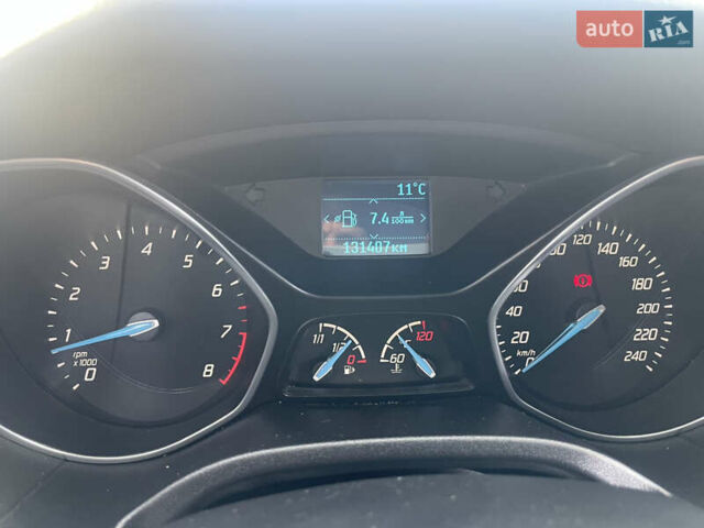 Белый Форд Фокус, объемом двигателя 1 л и пробегом 134 тыс. км за 8500 $, фото 10 на Automoto.ua