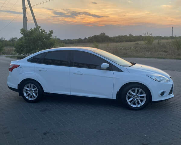 Белый Форд Фокус, объемом двигателя 1 л и пробегом 134 тыс. км за 8500 $, фото 12 на Automoto.ua