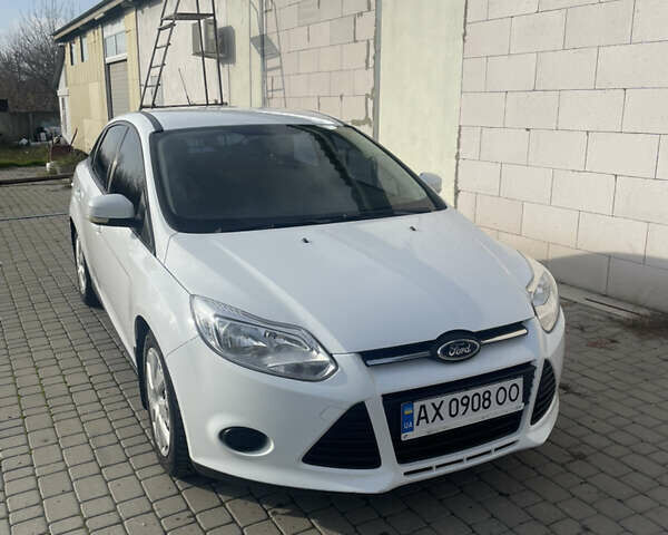 Белый Форд Фокус, объемом двигателя 1 л и пробегом 134 тыс. км за 8500 $, фото 9 на Automoto.ua