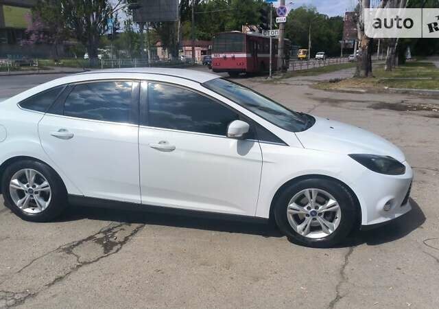 Білий Форд Фокус, об'ємом двигуна 1.6 л та пробігом 163 тис. км за 7500 $, фото 1 на Automoto.ua