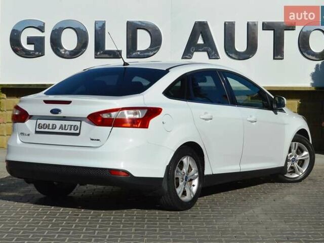 Белый Форд Фокус, объемом двигателя 1 л и пробегом 234 тыс. км за 5950 $, фото 11 на Automoto.ua