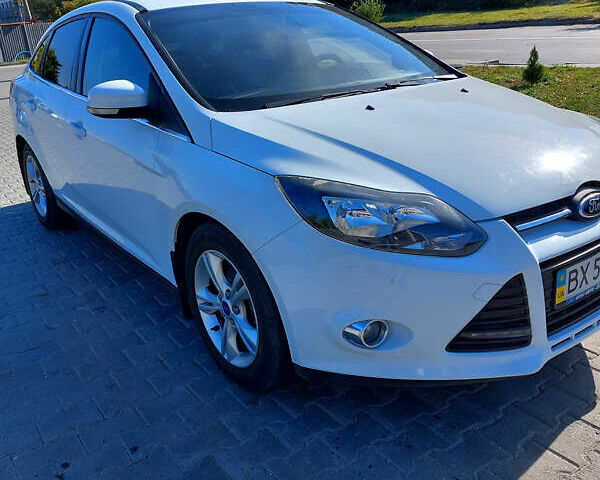 Белый Форд Фокус, объемом двигателя 1 л и пробегом 100 тыс. км за 8200 $, фото 4 на Automoto.ua