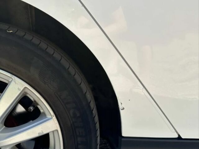 Белый Форд Фокус, объемом двигателя 1 л и пробегом 144 тыс. км за 7100 $, фото 5 на Automoto.ua