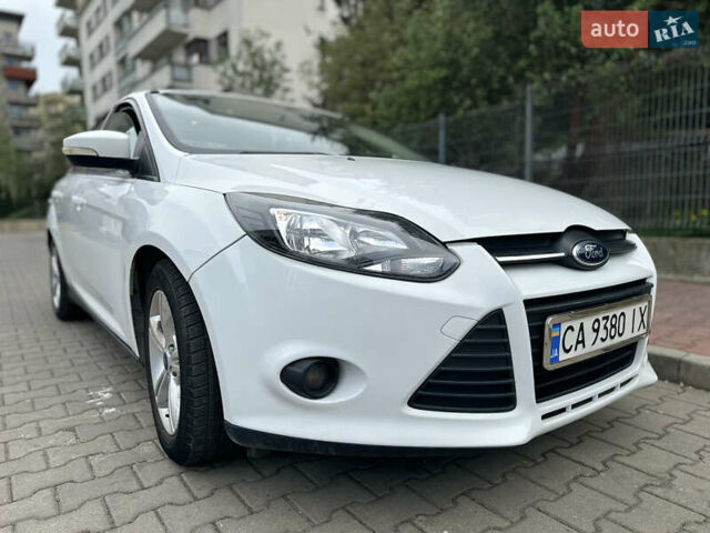 Белый Форд Фокус, объемом двигателя 2 л и пробегом 203 тыс. км за 6600 $, фото 31 на Automoto.ua
