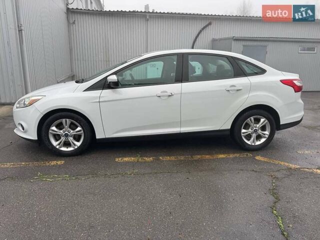 Белый Форд Фокус, объемом двигателя 2 л и пробегом 162 тыс. км за 8000 $, фото 1 на Automoto.ua