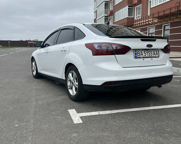 Білий Форд Фокус, об'ємом двигуна 2 л та пробігом 288 тис. км за 7000 $, фото 4 на Automoto.ua