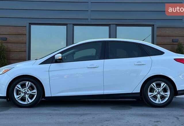 Белый Форд Фокус, объемом двигателя 2 л и пробегом 269 тыс. км за 6900 $, фото 7 на Automoto.ua