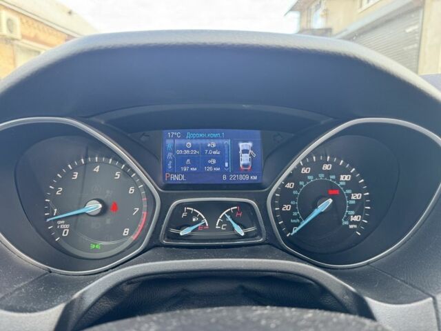 Білий Форд Фокус, об'ємом двигуна 2 л та пробігом 220 тис. км за 7200 $, фото 5 на Automoto.ua