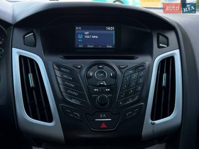 Белый Форд Фокус, объемом двигателя 2 л и пробегом 269 тыс. км за 6900 $, фото 41 на Automoto.ua