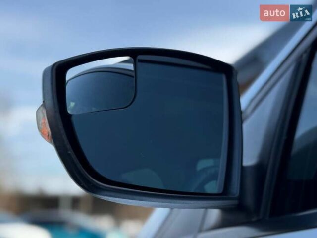 Белый Форд Фокус, объемом двигателя 2 л и пробегом 269 тыс. км за 6900 $, фото 19 на Automoto.ua