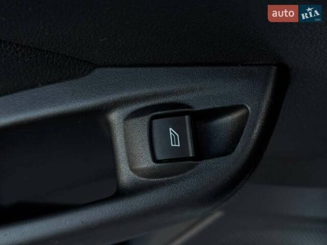 Белый Форд Фокус, объемом двигателя 2 л и пробегом 269 тыс. км за 6900 $, фото 45 на Automoto.ua