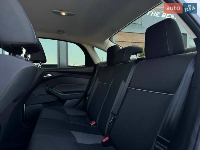 Белый Форд Фокус, объемом двигателя 2 л и пробегом 269 тыс. км за 6900 $, фото 48 на Automoto.ua