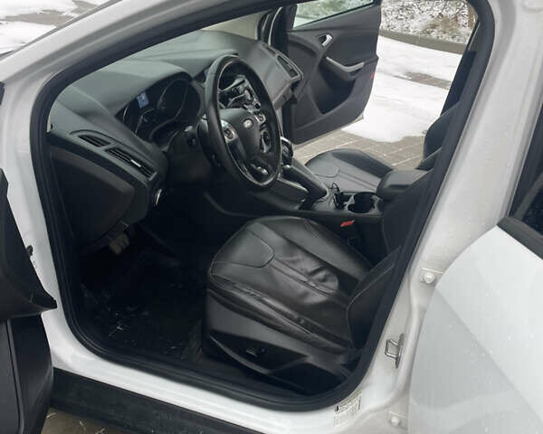 Білий Форд Фокус, об'ємом двигуна 2 л та пробігом 124 тис. км за 7700 $, фото 20 на Automoto.ua