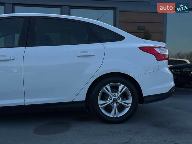 Білий Форд Фокус, об'ємом двигуна 2 л та пробігом 269 тис. км за 7300 $, фото 9 на Automoto.ua