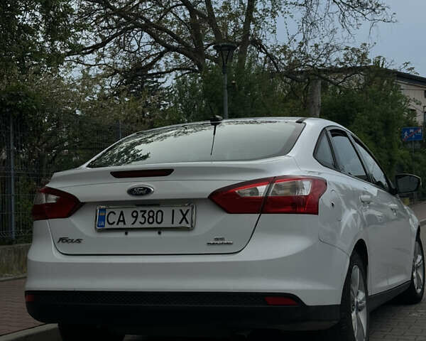 Белый Форд Фокус, объемом двигателя 2 л и пробегом 203 тыс. км за 6600 $, фото 11 на Automoto.ua
