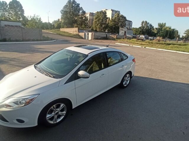 Белый Форд Фокус, объемом двигателя 2 л и пробегом 181 тыс. км за 8100 $, фото 1 на Automoto.ua