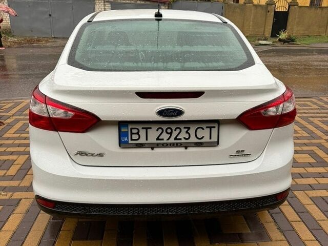 Белый Форд Фокус, объемом двигателя 2 л и пробегом 301 тыс. км за 6200 $, фото 15 на Automoto.ua