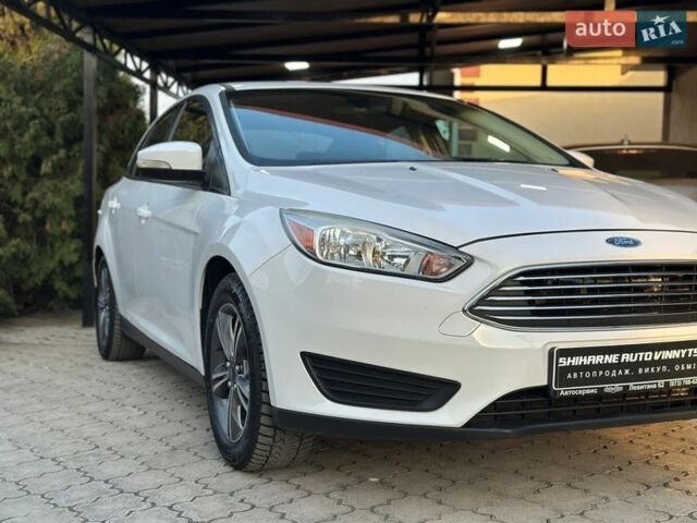 Белый Форд Фокус, объемом двигателя 2 л и пробегом 140 тыс. км за 7300 $, фото 15 на Automoto.ua