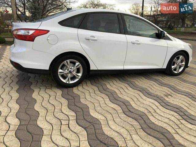 Белый Форд Фокус, объемом двигателя 2 л и пробегом 171 тыс. км за 7499 $, фото 16 на Automoto.ua