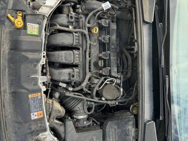 Белый Форд Фокус, объемом двигателя 2 л и пробегом 220 тыс. км за 6500 $, фото 7 на Automoto.ua