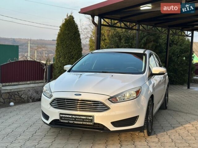 Белый Форд Фокус, объемом двигателя 2 л и пробегом 140 тыс. км за 7300 $, фото 10 на Automoto.ua