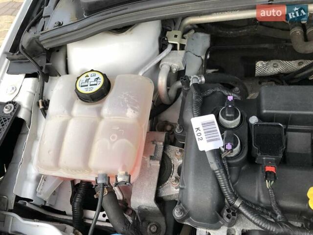 Белый Форд Фокус, объемом двигателя 2 л и пробегом 171 тыс. км за 7499 $, фото 51 на Automoto.ua